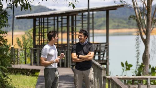 No Taste Like Home with Antoni Porowski 1. Sezon 5. Bölüm